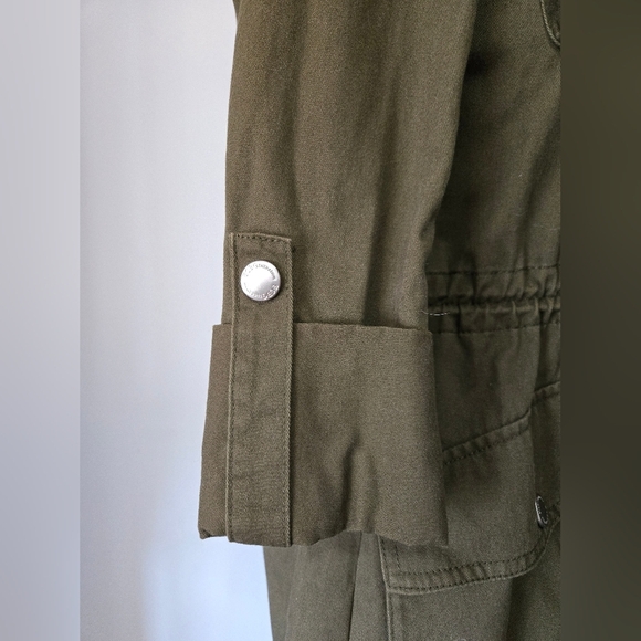 BCBGeneration Khaki Utility Jacket with Hood. Size XS - Picture 6 of 16